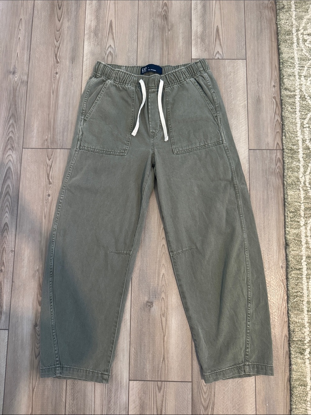 Women’s Gap Barrel Olive Green Drawstring Casual Pants